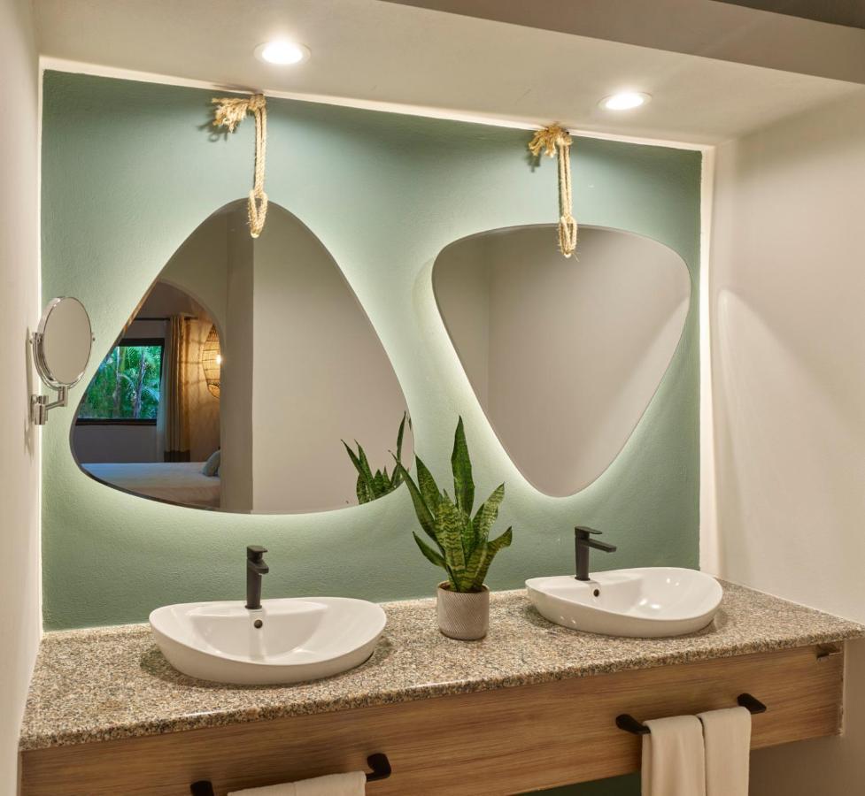 Cala Luna Boutique Hotel&villas Resort 4*